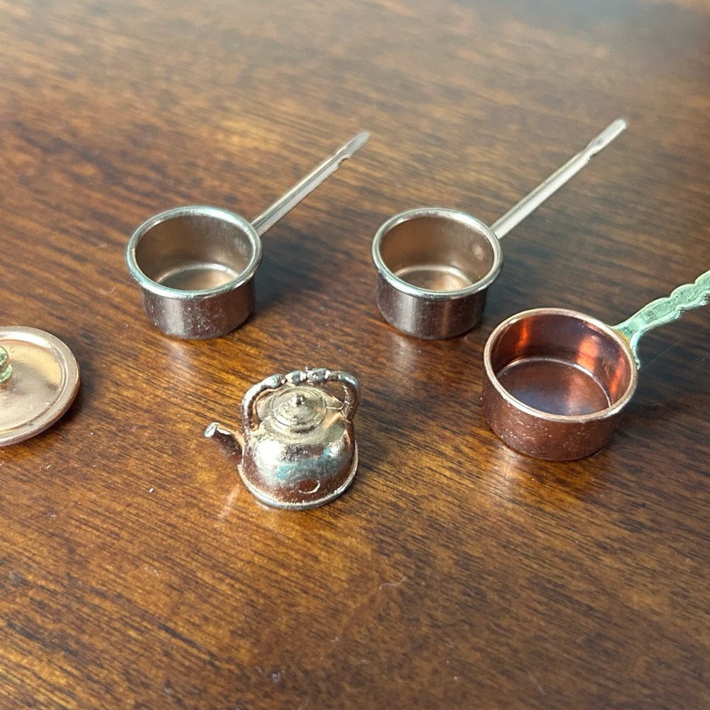 Miniature Copper Cookware Set - Picture 2 of 3